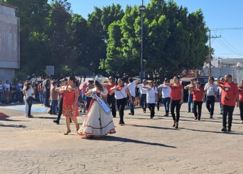 INVITAN A PARTICIPAR EN LA CONVOCATORIA PARA EL DESFILE DEL 215 ANIVERSARIO DE LA INDEPENDENCIA DE MÉXICO