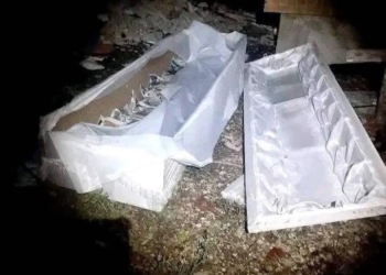 JOVEN DESENTERRÓ A SU MAMÁ DE LA TUMBA PARA DARLE UN PASEO