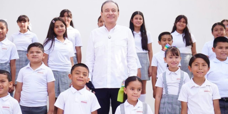 GOBERNADOR DURAZO FORTALECE EDUCACIÓN CON INVERSIÓN HISTÓRICA DE MÁS DE 1,380 MDP
