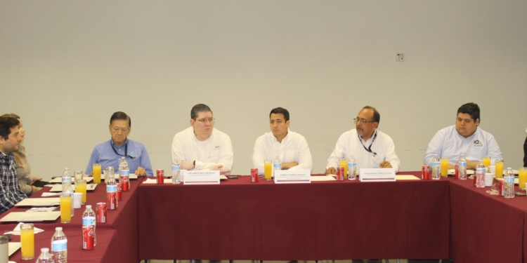 COMPARTE OOMAPASC INFORMACION DE SITUACIÓN ACTUAL DE OPERACIÓN Y REDES HIDROSANITARIAS DE LA CIUDAD CON INTEGRANTES DE LA CAMARA MEXICANA DE LA INDUSTRIA DE LA CONSTRUCCIÓN