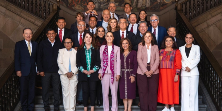GOBERNADOR DURAZO Y PRESIDENTA SHEINBAUM CONSOLIDAN ATENCIÓN MÉDICA GRATUITA Y DE CALIDAD EN SONORA