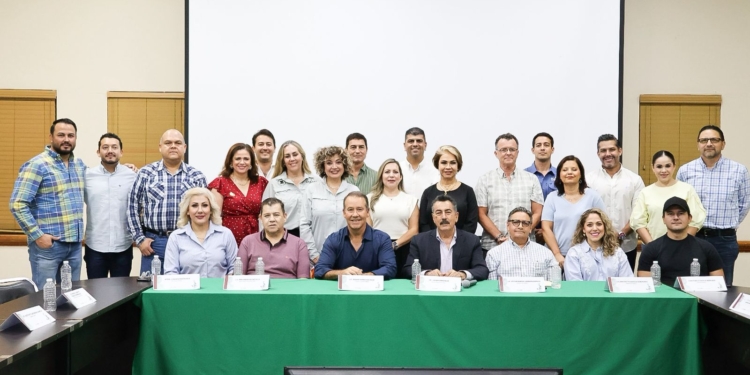 JAVIER LAMARQUE PRESIDE INSTALACIÓN DEL CONSEJO DE LA EXPO FEST