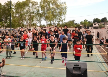 CLASE MUNICIPAL DE BOXEANDO POR LA PAZ REÚNE A MÁS DE 150 PARTICIPANTES EN CAJEME