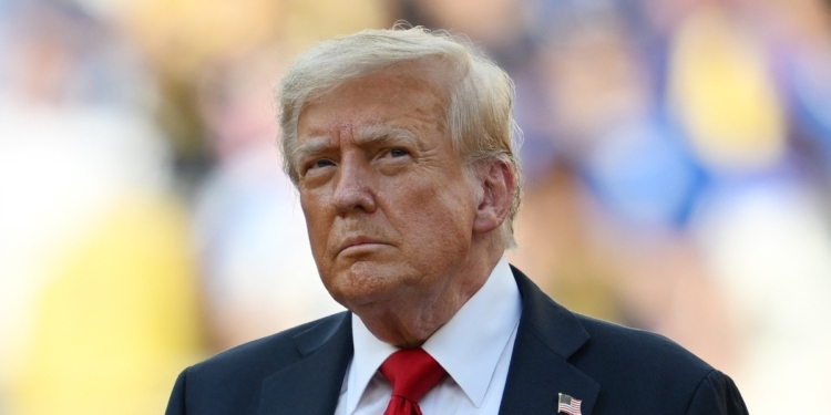 TRUMP DESPLIEGA SUBMARINOS NUCLEARES TRAS ADVERTENCIAS DE RUSIA