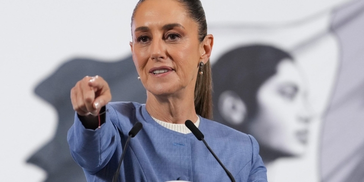 SHEINBAUM AFIRMA QUE VIAJES LUJOSOS NO TIENEN QUE VER CON LA CUARTA TRANSFORMACIÓN