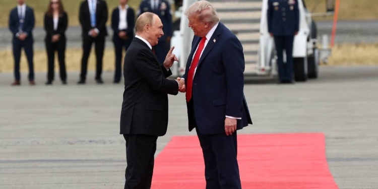 TRUMP Y PUTIN LLEGAN A ALASKA PARA CUMBRE SOBRE UCRANIA