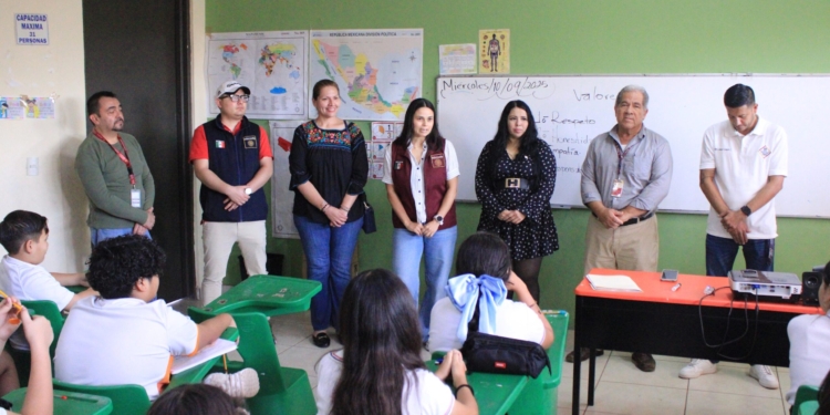 IMPARTEN PLÁTICA SOBRE VALORES CÍVICOS EN LA PRIMARIA CARLOS M. CALLEJA