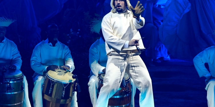 BAD BUNNY, REFERENTE DE LATINOS EN EL SUPER BOWL 2026 EN TIEMPOS DEL PLAN MIGRATORIO DE TRUMP