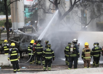 VAN 20 MUERTOS POR LA EXPLOSIÓN DE LA PIPA DE GAS EN IZTAPALAPA