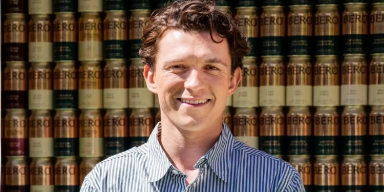 HOSPITALIZAN A TOM HOLLAND TRAS ACCIDENTE EN EL SET DE ‘SPIDER-MAN 4: BRAND NEW DAY’