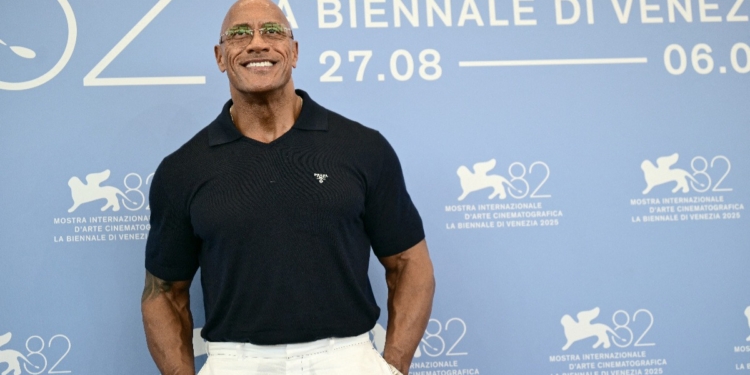 DWAYNE JOHNSON IMPACTA CON RADICAL CAMBIO FÍSICO PARA ‘THE SMASHING MACHINE’