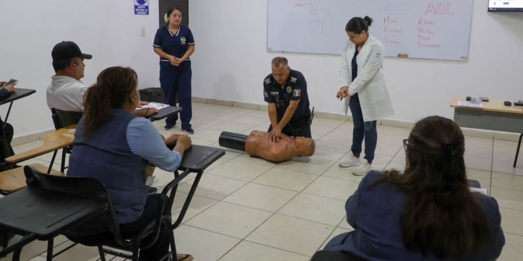 IMPARTE ACADEMIA DE POLICÍA MUNICIPAL CURSO DE PRIMEROS AUXILIOS Y ATENCIÓN DE EMERGENCIAS A PERSONAL DE LA SSPM
