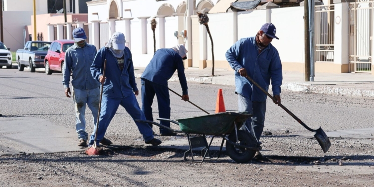 SUPERVISA LAMARQUE ACCIONES DE BACHEO Y OBRAS EN LA CIUD