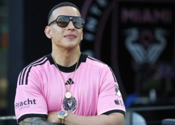 DADDY YANKEE REGRESA DEL RETIRO PARA CANTAR EN LOS BILLBOARD 2025