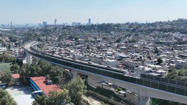SHEINBAUM ANUNCIA LA APERTURA DEL TREN MÉXICO-TOLUCA PARA EN ENERO DE 2026