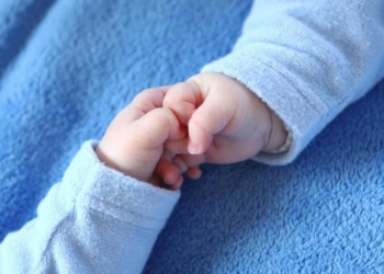 MILAGRO ENTRE GEMELOS PREMATUROS, SI EXISTE