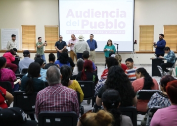 ATIENDE PRESIDENTE MUNICIPAL SOLICITUDES CIUDADANAS EN PROGRAMA AUDIENCIA DEL PUEBLO