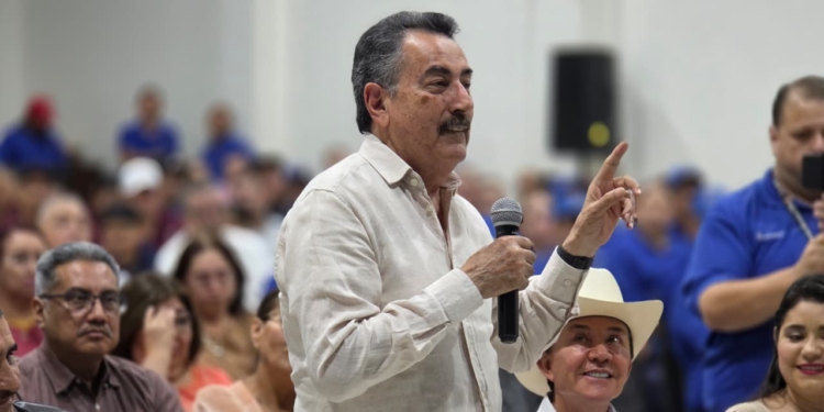 PARTICIPA ALCALDE JAVIER LAMARQUE EN PRESENTACIÓN DEL LIBRO SINDICALISMO DE LA CTM EN SONORA