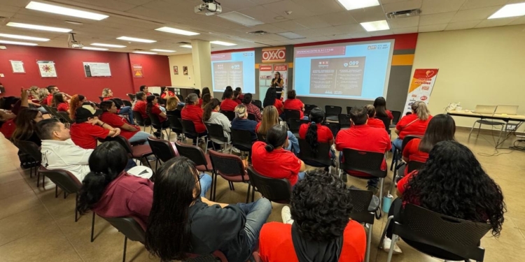 PREVIENE C5I SONORA A PERSONAL DE TIENDAS DE CONVENIENCIA SOBRE EXTORSIÓN TELEFÓNICA