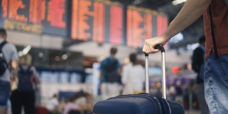 EE. UU. ANUNCIA CANCELACIÓN DE VUELOS A PARTIR DEL VIERNES POR CIERRE GUBERNAMENTAL