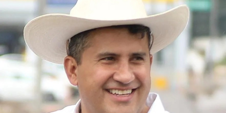 MATAN A CARLOS MANZO, ALCALDE DE URUAPAN MICHOACAN