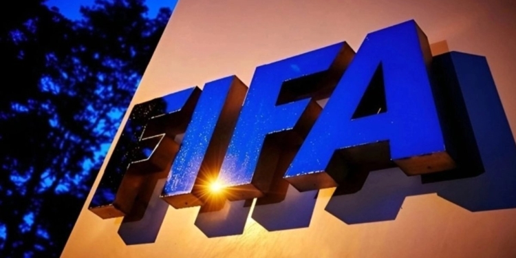FIFA PROHÍBE VENTA DE BOLETOS A QUIEN ‘CIBERACOSE’ A JUGADORES, ENTRENADORES Y ÁRBITROS