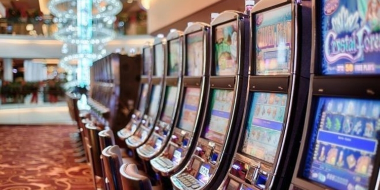 HACIENDA IDENTIFICA 13 CASINOS USADOS PARA LAVADO DE DINERO Y BLOQUEA SUS CUENTAS