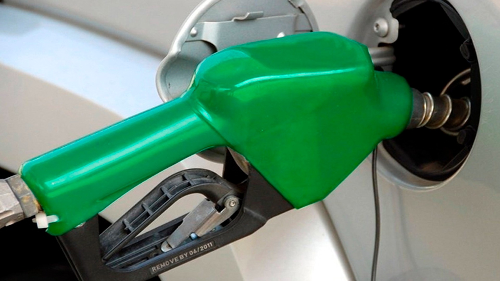 A PARTIR DE ENERO PAGAREMOS MÁS POR LAS GASOLINAS