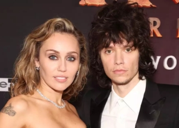 MILEY CYRUS Y MAXX MORANDO SE COMPROMETEN TRAS 4 AÑOS DE RELACIÓN