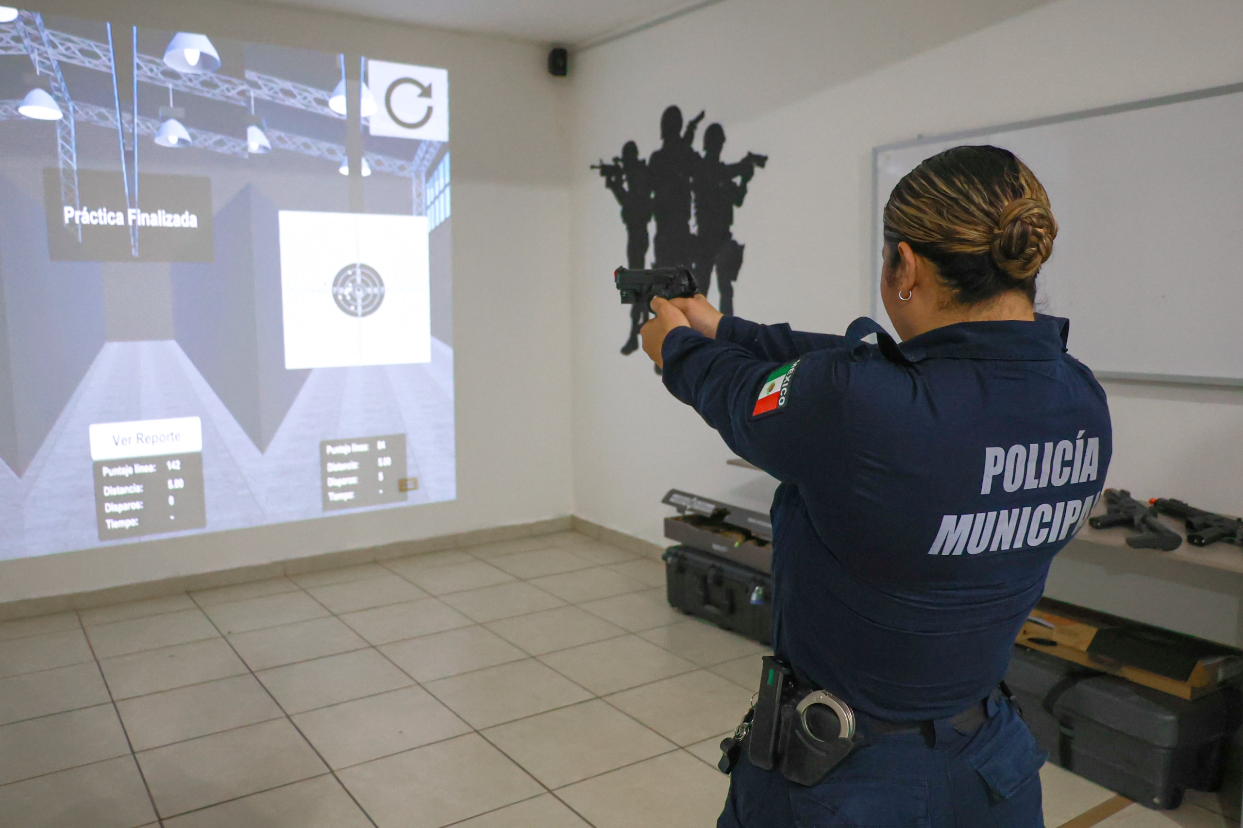 SSPM FORTALECE LA CAPACITACIÓN POLICIAL CON CURSO DE TIRO VIRTUAL EN LA ACADEMIA DE POLICÍA MUNICIPAL