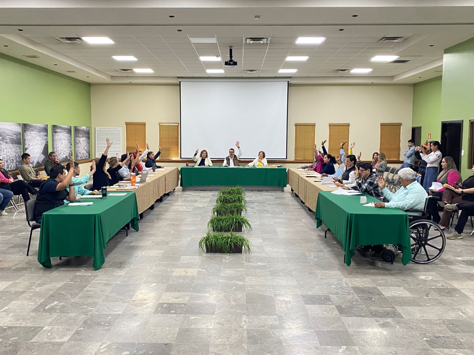 APRUEBA CABILDO REGLAMENTO PARA EL FUNCIONAMIENTO DE ESTABLECIMIENTOS MERCANTILES