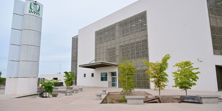 SHEINBAUM FORTALECE CON EQUIPAMIENTO MÉDICO DE ALTA TECNOLOGÍA AL IMSS EN SONORA