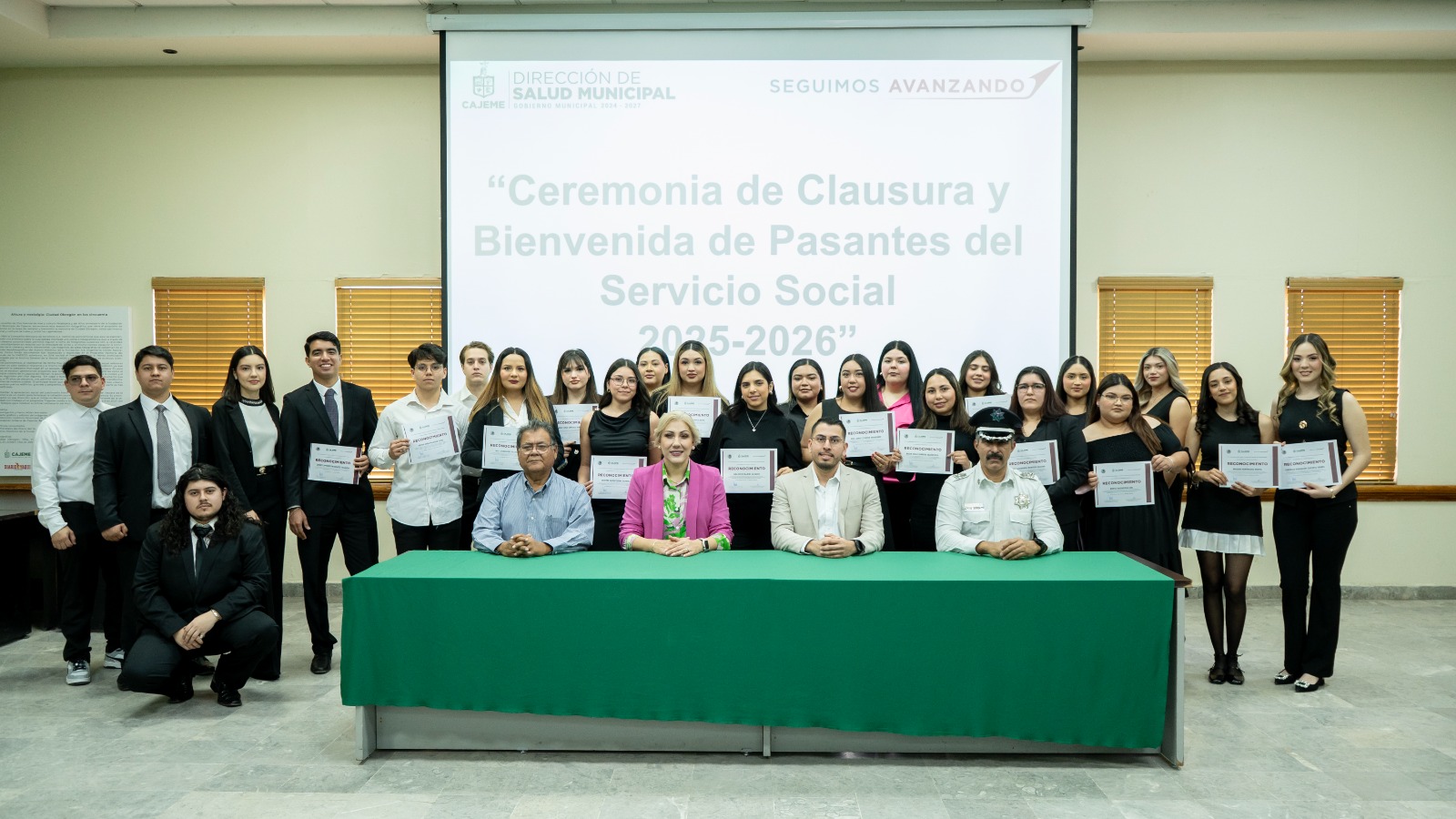 GOBIERNO DE CAJEME RECONOCE A PASANTES DE SALUD POR SU SERVICIO SOCIAL