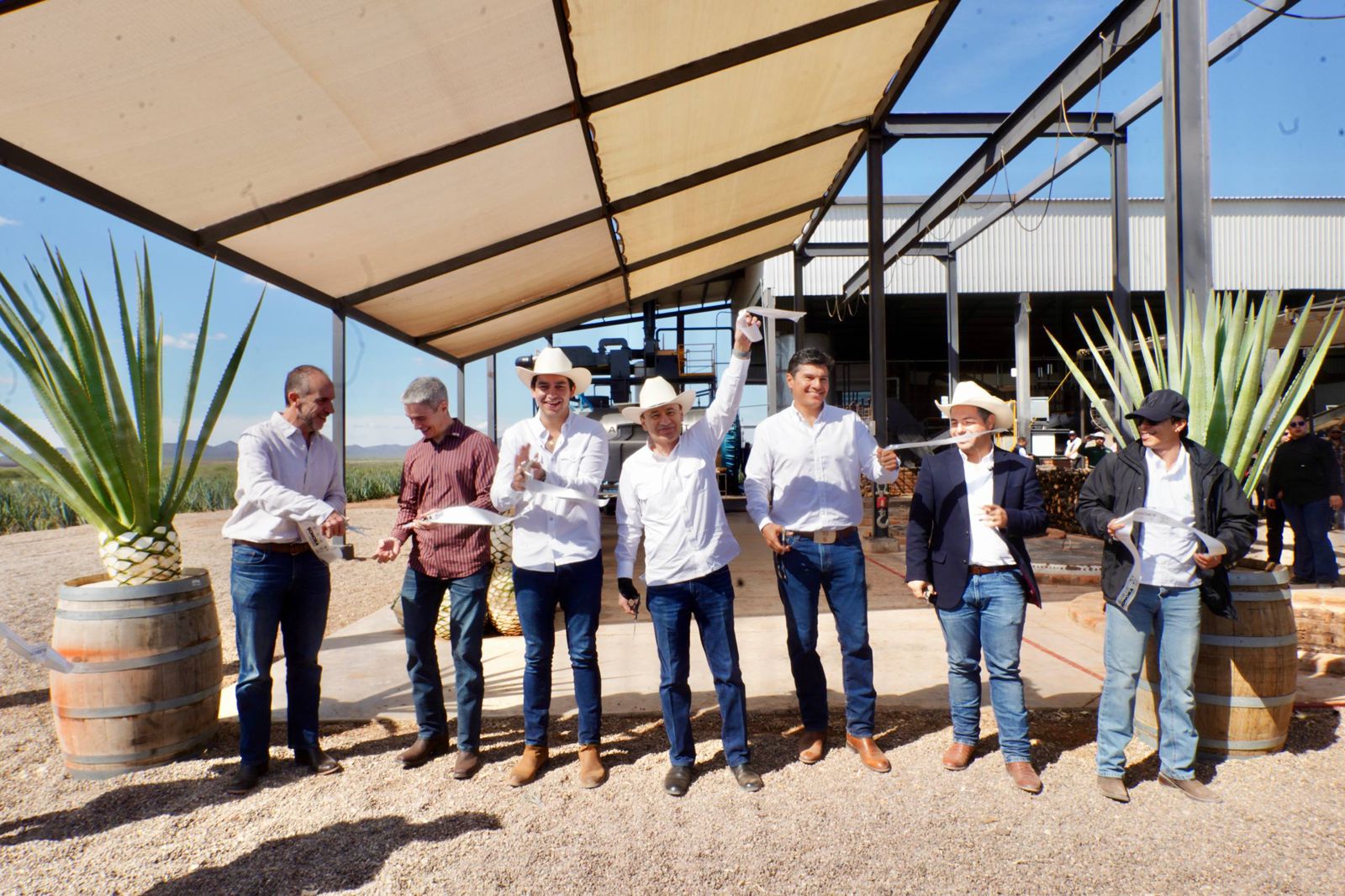 GOBERNADOR DURAZO POSICIONA AL BACANORA COMO BEBIDA PREMIUM INTERNACIONAL CON PRIMERAS CERTIFICACIONES