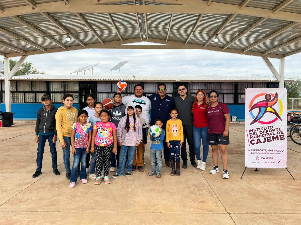 LLEVA AYUNTAMIENTO DE CAJEME JORNADA DE SALUD Y DEPORTIVA A CUMURIPA