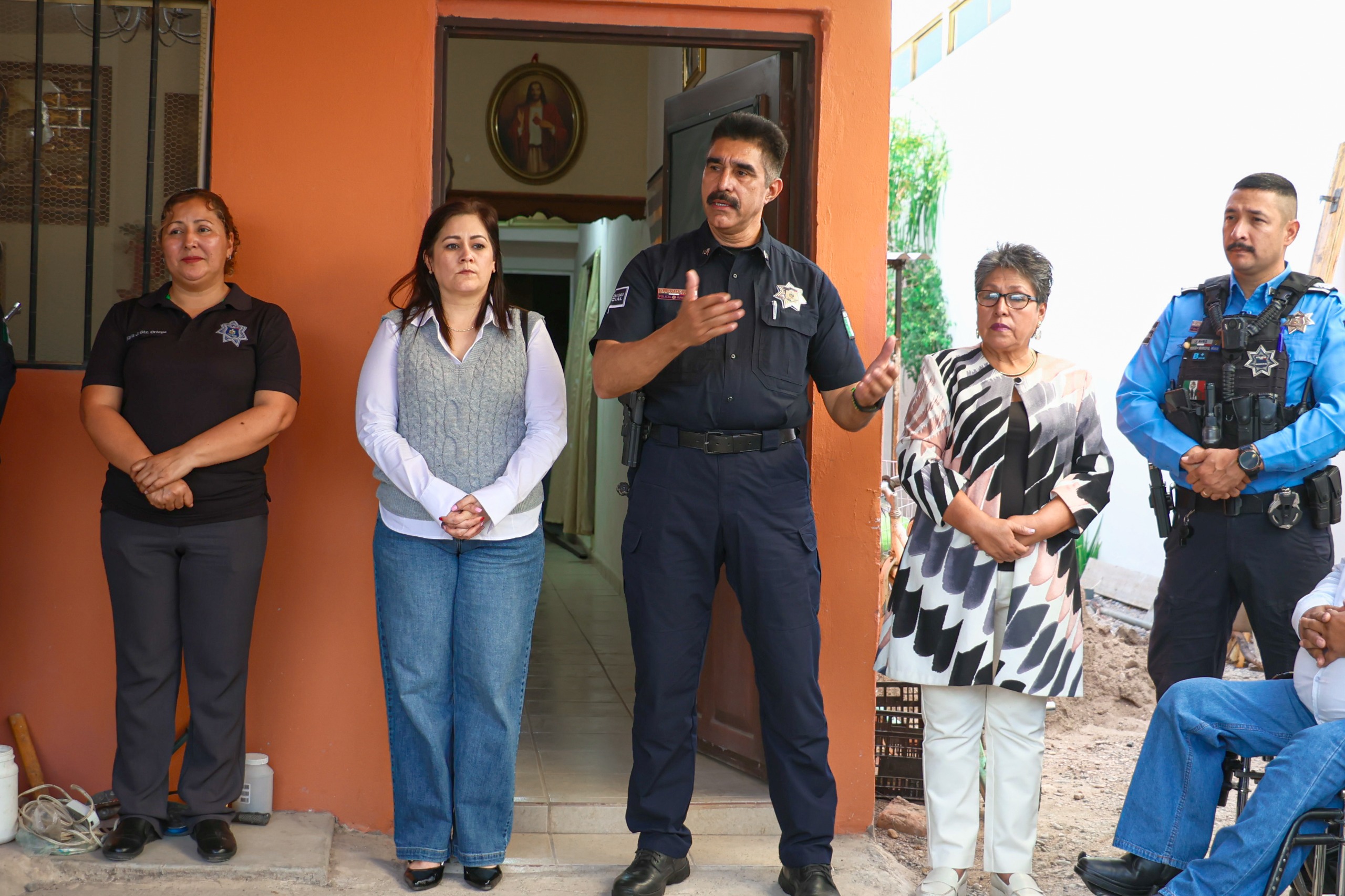 PROGRAMA POLICÍA COMUNITARIO FORTALECE CERCANÍA CON VECINOS DE PRADOS DEL TEPEYAC