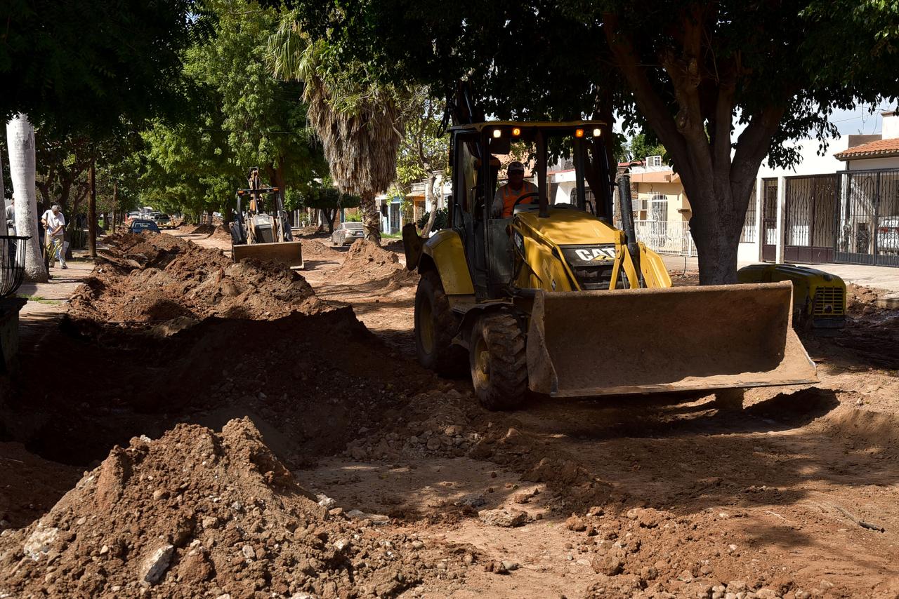 SUPERVISA JAVIER LAMARQUE AVANCE EN REHABILITACIÓN DE INFRAESTRUCTURA HIDRÁULICA, SANITARIA Y PAVIMENTACIÓN