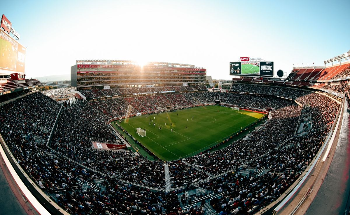 BOLETOS PARA EL SUPER BOWL LX SE VENDEN EN CASI 100 MIL PESOS