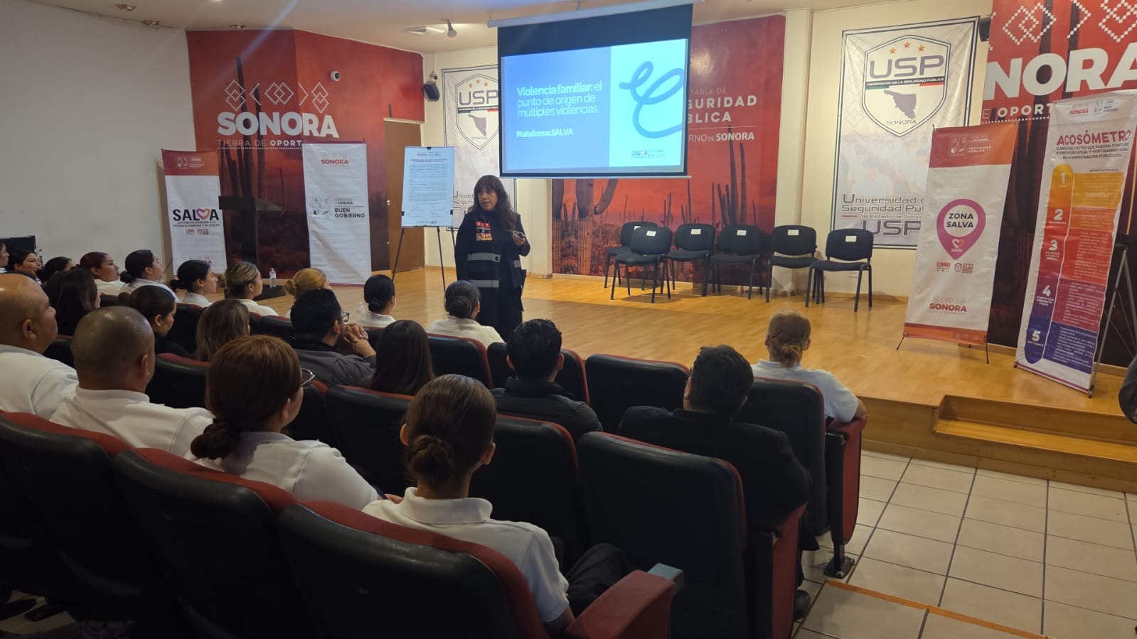 POLICÍAS DE SONORA SON CAPACITADOS PARA PREVENIR Y ATENDER LA VIOLENCIA FAMILIAR Y DE GÉNERO: SISTEMA SALVA