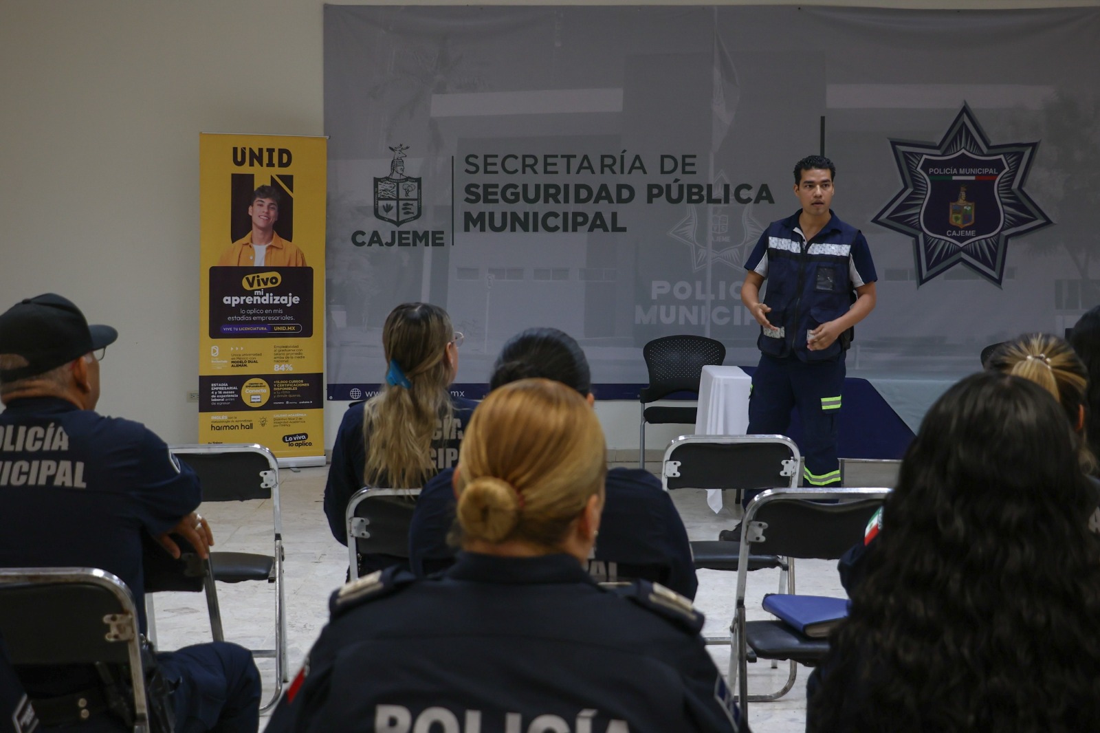 POLICÍA MUNICIPAL FORTALECE SU LABOR CON CURSO DE PRIMEROS AUXILIOS PARA MEJORAR ATENCIÓN CIUDADANA