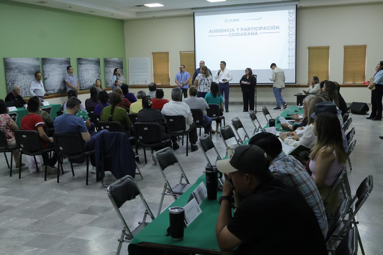 APOYA JAVIER LAMARQUE A CRISTO MANUEL EN ESTUDIOS DE PREPARATORIA Y PERMANENCIA DE NIÑO NEURODIVERGENTE EN ESCUELA PÚBLICA