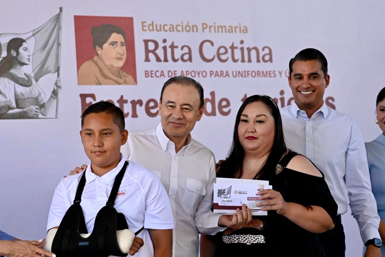 ARRANCA GOBERNADOR DURAZO ENTREGA DE BECAS RITA CETINA PARA ALUMNAS Y ALUMNOS DE PRIMARIAS PÚBLICAS
