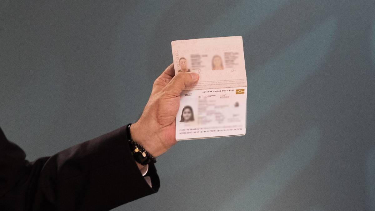 EVITA PROBLEMAS AL VIAJAR: ASÍ PUEDES MANTENER VIGENTE TU PASAPORTE MEXICANO EN 2026