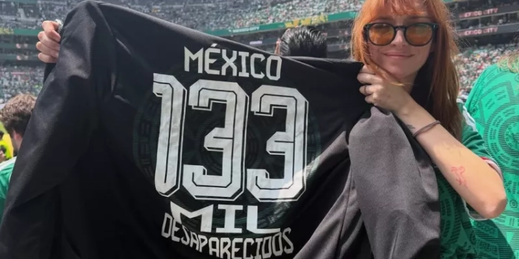REGINA BLANDÓN DIVIDE OPINIONES TRAS ALZAR LA VOZ POR LAS MADRES BUSCADORAS DURANTE INAUGURACIÓN DEL MUNDIAL
