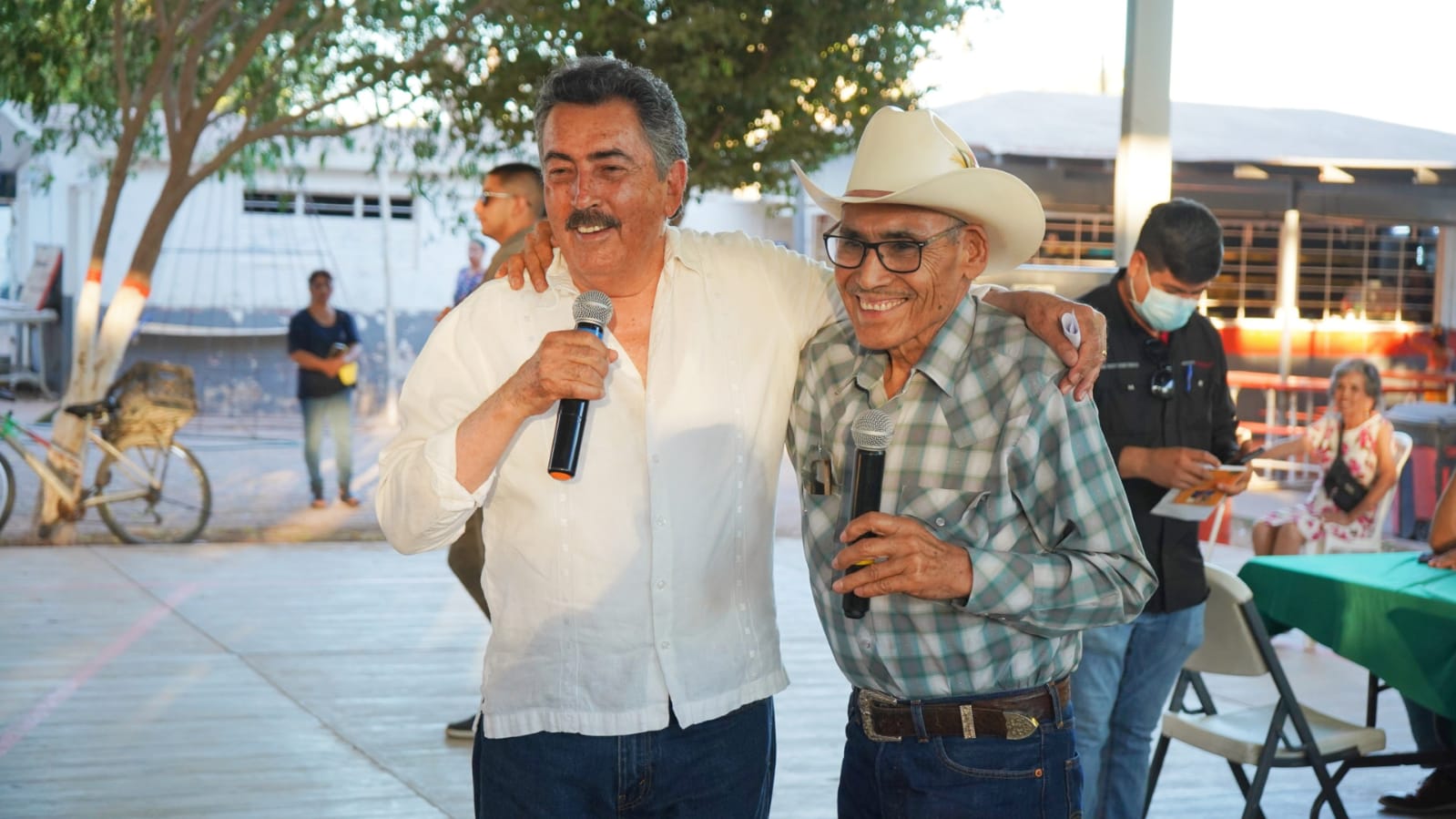 PORQUE ASÍ SE HACE CON BIENESTAR LLEVA JAVIER LAMARQUE BENEFICIOS DE AUDIENCIA ITINERANTE A PUEBLO YAQUI