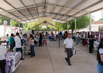 LLEVA GOBIERNO DE CAJEME SERVICIOS Y BIENESTAR A FAMILIAS DE LA COMUNIDAD DE HORNOS
